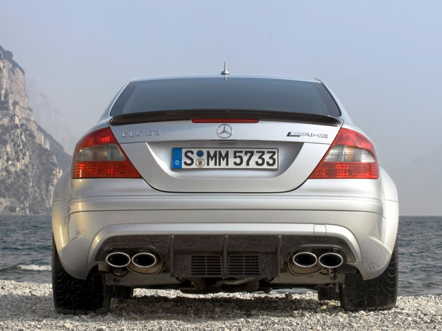  Mercedes-Benz CLK63 AMG Black Series 2008 года  (фото 12 из 37)